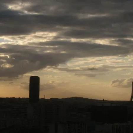 Grand Avec Vue Sur
